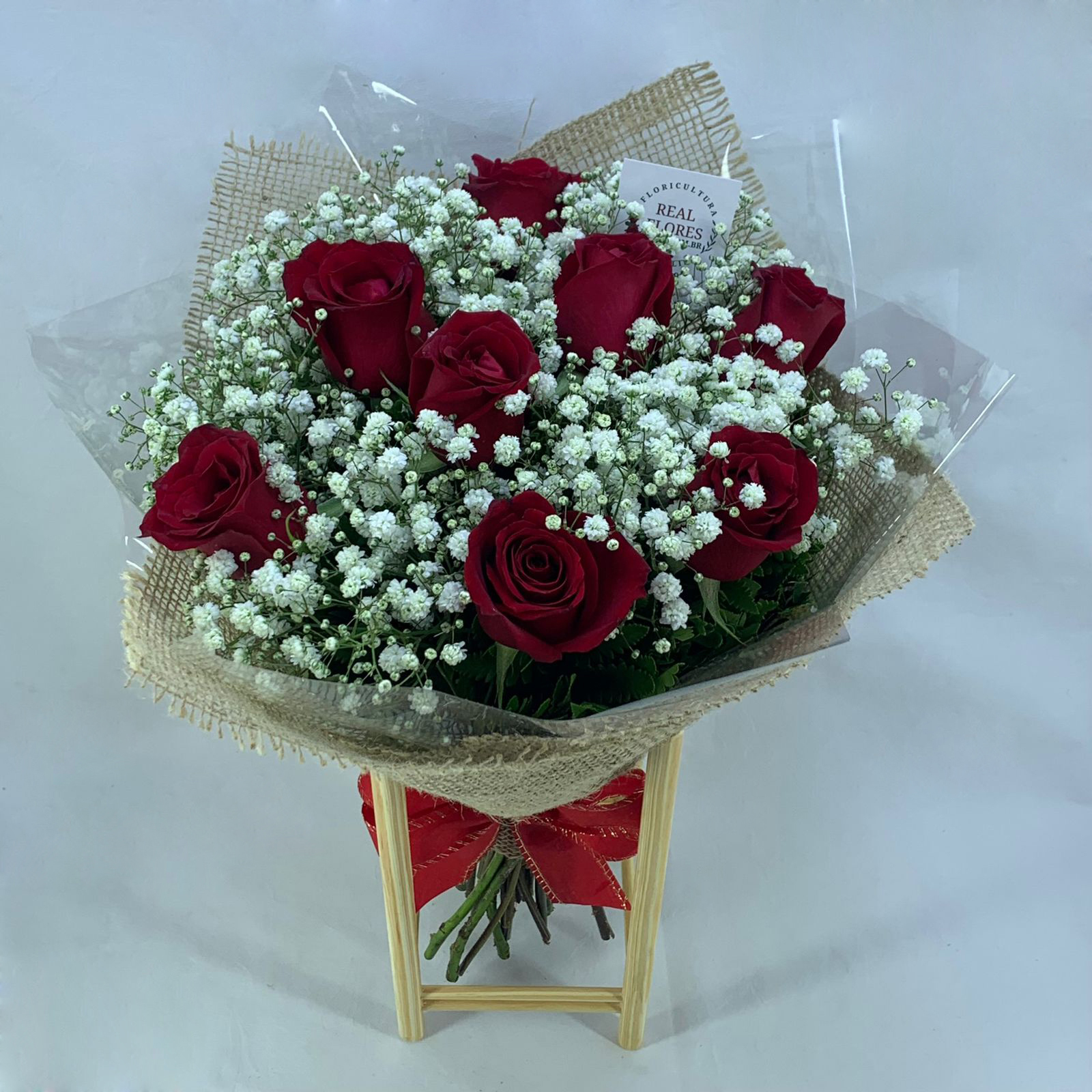 7116 8 Rosas Vermelhas na Juta